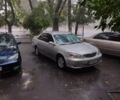 Серый Тойота Камри, объемом двигателя 2.36 л и пробегом 300 тыс. км за 5200 $, фото 1 на Automoto.ua