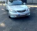 Сірий Тойота Камрі, об'ємом двигуна 2.4 л та пробігом 375 тис. км за 4500 $, фото 1 на Automoto.ua