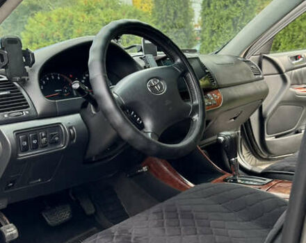 Серый Тойота Камри, объемом двигателя 3 л и пробегом 417 тыс. км за 8000 $, фото 18 на Automoto.ua