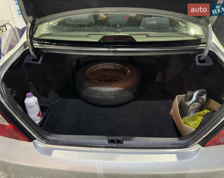 Серый Тойота Камри, объемом двигателя 2.4 л и пробегом 101 тыс. км за 7500 $, фото 6 на Automoto.ua