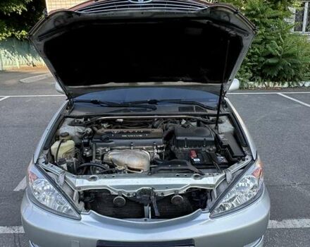 Серый Тойота Камри, объемом двигателя 2.36 л и пробегом 350 тыс. км за 6500 $, фото 10 на Automoto.ua