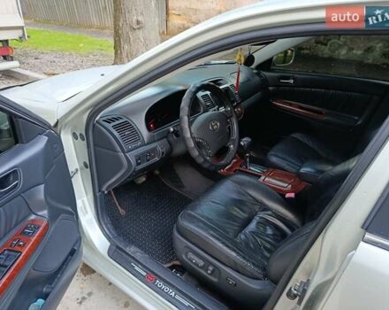 Сірий Тойота Камрі, об'ємом двигуна 3 л та пробігом 210 тис. км за 7200 $, фото 11 на Automoto.ua