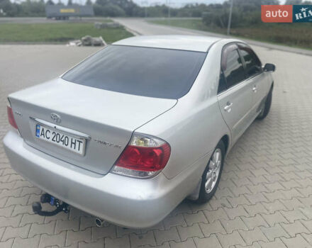 Серый Тойота Камри, объемом двигателя 2.4 л и пробегом 469 тыс. км за 6200 $, фото 6 на Automoto.ua