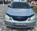 Серый Тойота Камри, объемом двигателя 3 л и пробегом 208 тыс. км за 6500 $, фото 1 на Automoto.ua