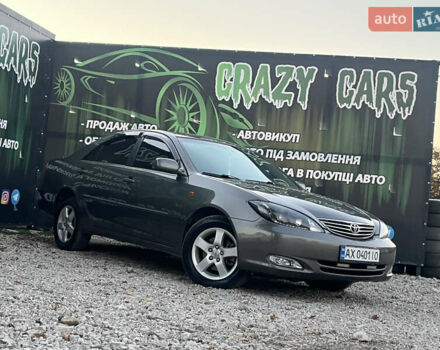 Тойота Камри 2004 в Харькове на Automoto.ua Серый Тойота Камри, объемом двигателя 3 л и пробегом 266 тыс. км за 4800 $, фото 1 на Automoto.ua