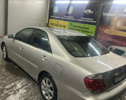 Сірий Тойота Камрі, об'ємом двигуна 3 л та пробігом 242 тис. км за 4300 $, фото 4 на Automoto.ua