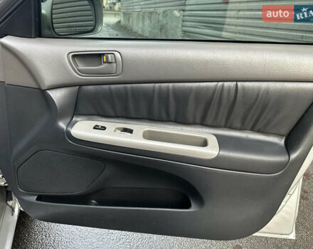 Серый Тойота Камри, объемом двигателя 3 л и пробегом 388 тыс. км за 4800 $, фото 17 на Automoto.ua
