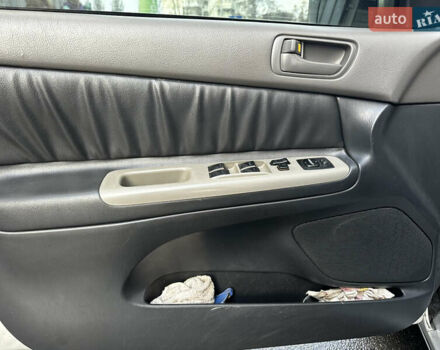 Серый Тойота Камри, объемом двигателя 3 л и пробегом 388 тыс. км за 4800 $, фото 21 на Automoto.ua