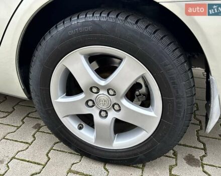 Серый Тойота Камри, объемом двигателя 2.36 л и пробегом 257 тыс. км за 8300 $, фото 27 на Automoto.ua