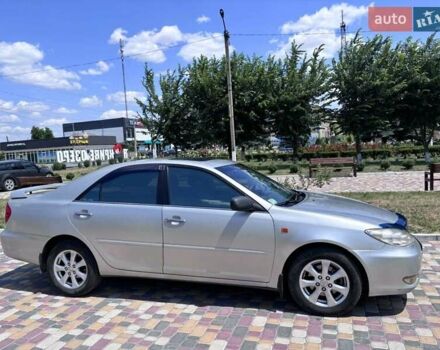 Серый Тойота Камри, объемом двигателя 3 л и пробегом 208 тыс. км за 6500 $, фото 3 на Automoto.ua