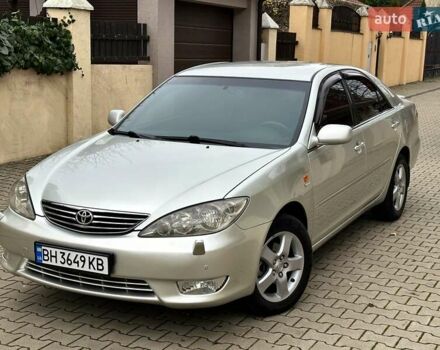 Серый Тойота Камри, объемом двигателя 2.36 л и пробегом 257 тыс. км за 8300 $, фото 4 на Automoto.ua