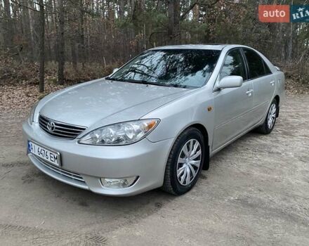 Сірий Тойота Камрі, об'ємом двигуна 3 л та пробігом 223 тис. км за 4400 $, фото 23 на Automoto.ua