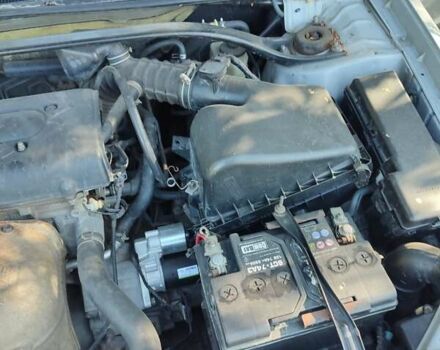 Серый Тойота Камри, объемом двигателя 2.36 л и пробегом 308 тыс. км за 4500 $, фото 18 на Automoto.ua