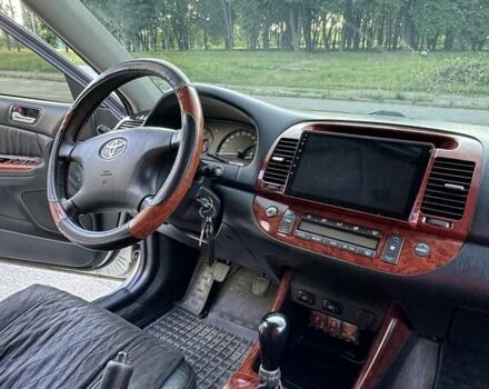 Серый Тойота Камри, объемом двигателя 2.36 л и пробегом 350 тыс. км за 6500 $, фото 8 на Automoto.ua