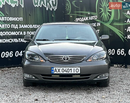 Тойота Камри 2004 в Харькове на Automoto.ua Серый Тойота Камри, объемом двигателя 3 л и пробегом 266 тыс. км за 4800 $, фото 3 на Automoto.ua