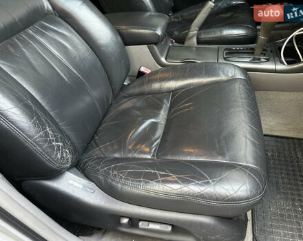 Серый Тойота Камри, объемом двигателя 3 л и пробегом 388 тыс. км за 4800 $, фото 15 на Automoto.ua