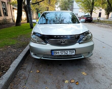 Сірий Тойота Камрі, об'ємом двигуна 3 л та пробігом 210 тис. км за 7200 $, фото 1 на Automoto.ua