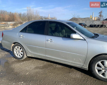 Сірий Тойота Камрі, об'ємом двигуна 3 л та пробігом 340 тис. км за 4200 $, фото 2 на Automoto.ua