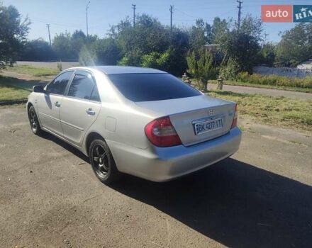 Серый Тойота Камри, объемом двигателя 2.36 л и пробегом 308 тыс. км за 4500 $, фото 3 на Automoto.ua