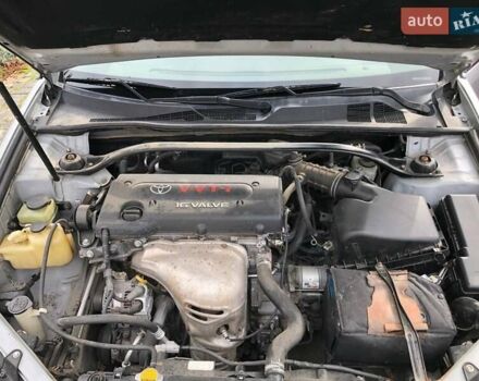 Серый Тойота Камри, объемом двигателя 2.4 л и пробегом 201 тыс. км за 5900 $, фото 12 на Automoto.ua