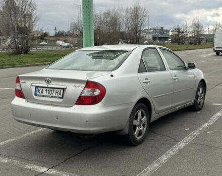 Серый Тойота Камри, объемом двигателя 2.4 л и пробегом 229 тыс. км за 3800 $, фото 2 на Automoto.ua