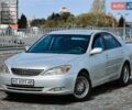 Серый Тойота Камри, объемом двигателя 3 л и пробегом 220 тыс. км за 6500 $, фото 1 на Automoto.ua