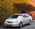 Серый Тойота Камри, объемом двигателя 3 л и пробегом 220 тыс. км за 5600 $, фото 1 на Automoto.ua
