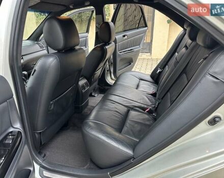 Серый Тойота Камри, объемом двигателя 2.36 л и пробегом 257 тыс. км за 8300 $, фото 49 на Automoto.ua