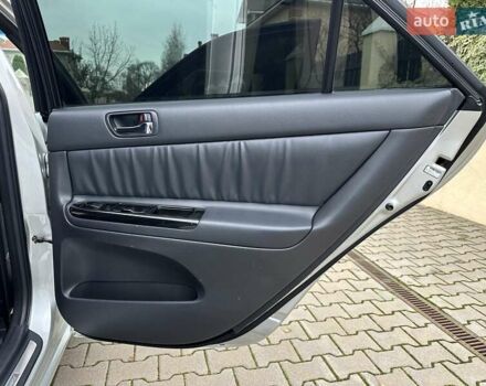 Серый Тойота Камри, объемом двигателя 2.36 л и пробегом 257 тыс. км за 8300 $, фото 57 на Automoto.ua