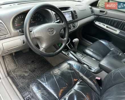 Серый Тойота Камри, объемом двигателя 3 л и пробегом 388 тыс. км за 4800 $, фото 18 на Automoto.ua