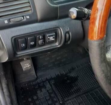 Серый Тойота Камри, объемом двигателя 3 л и пробегом 398 тыс. км за 4900 $, фото 7 на Automoto.ua