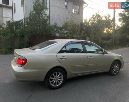 Тойота Камри 2004 в Киеве на Automoto.ua Серый Тойота Камри, объемом двигателя 2.36 л и пробегом 248 тыс. км за 4555 $, фото 4 на Automoto.ua