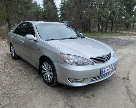 Серый Тойота Камри, объемом двигателя 3 л и пробегом 223 тыс. км за 4400 $, фото 1 на Automoto.ua