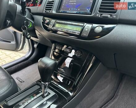 Серый Тойота Камри, объемом двигателя 2.36 л и пробегом 257 тыс. км за 8300 $, фото 64 на Automoto.ua