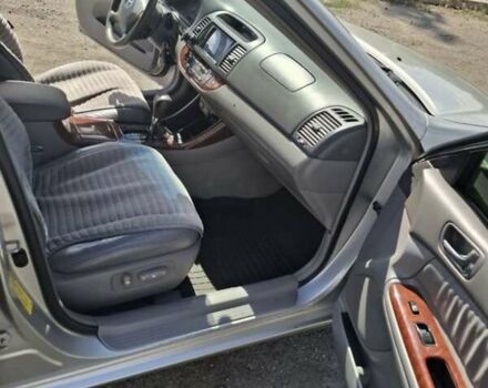 Серый Тойота Камри, объемом двигателя 3 л и пробегом 390 тыс. км за 6200 $, фото 14 на Automoto.ua