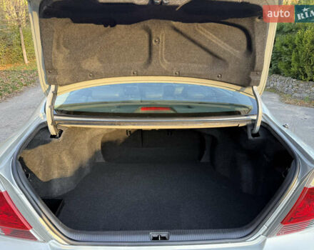 Серый Тойота Камри, объемом двигателя 2.4 л и пробегом 42 тыс. км за 10900 $, фото 61 на Automoto.ua