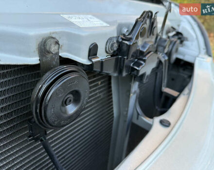 Серый Тойота Камри, объемом двигателя 2.4 л и пробегом 42 тыс. км за 10900 $, фото 59 на Automoto.ua