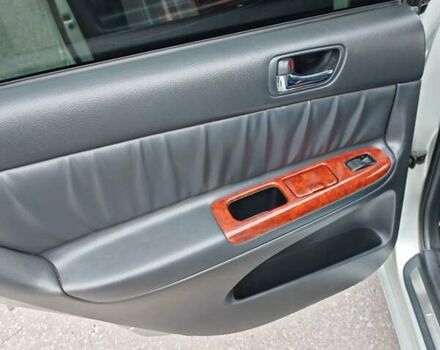 Сірий Тойота Камрі, об'ємом двигуна 3 л та пробігом 317 тис. км за 7700 $, фото 42 на Automoto.ua