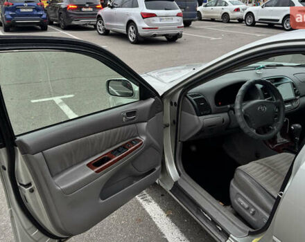 Сірий Тойота Камрі, об'ємом двигуна 3 л та пробігом 346 тис. км за 6270 $, фото 6 на Automoto.ua