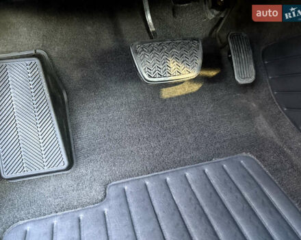 Серый Тойота Камри, объемом двигателя 2.4 л и пробегом 42 тыс. км за 10900 $, фото 73 на Automoto.ua