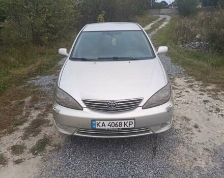 Серый Тойота Камри, объемом двигателя 2.36 л и пробегом 260 тыс. км за 6700 $, фото 7 на Automoto.ua