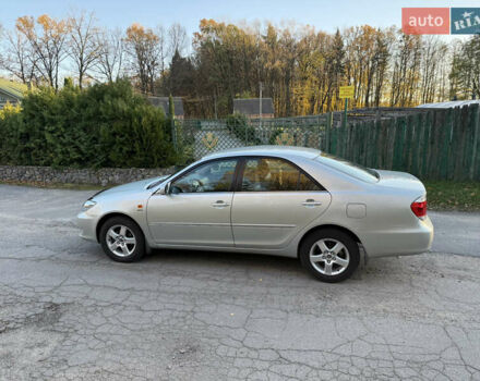 Серый Тойота Камри, объемом двигателя 2.4 л и пробегом 42 тыс. км за 10900 $, фото 12 на Automoto.ua