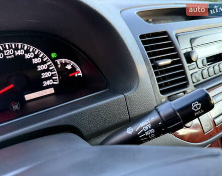 Серый Тойота Камри, объемом двигателя 2.4 л и пробегом 42 тыс. км за 10900 $, фото 84 на Automoto.ua