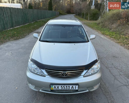 Серый Тойота Камри, объемом двигателя 2.4 л и пробегом 42 тыс. км за 10900 $, фото 25 на Automoto.ua