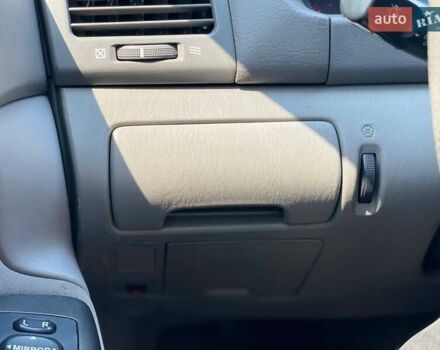 Сірий Тойота Камрі, об'ємом двигуна 3 л та пробігом 250 тис. км за 5500 $, фото 8 на Automoto.ua