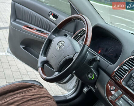 Серый Тойота Камри, объемом двигателя 2.36 л и пробегом 220 тыс. км за 6200 $, фото 39 на Automoto.ua