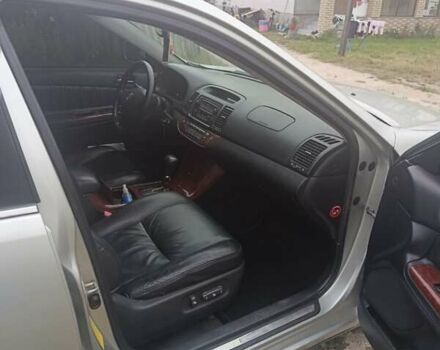 Серый Тойота Камри, объемом двигателя 2.36 л и пробегом 260 тыс. км за 6700 $, фото 10 на Automoto.ua