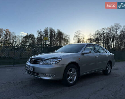 Серый Тойота Камри, объемом двигателя 2.4 л и пробегом 42 тыс. км за 10900 $, фото 6 на Automoto.ua