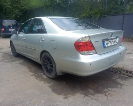 Серый Тойота Камри, объемом двигателя 3 л и пробегом 200 тыс. км за 4900 $, фото 2 на Automoto.ua