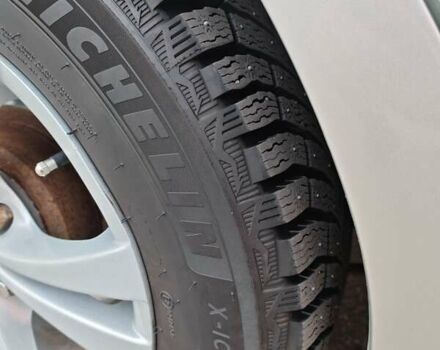 Сірий Тойота Камрі, об'ємом двигуна 3 л та пробігом 317 тис. км за 7700 $, фото 15 на Automoto.ua